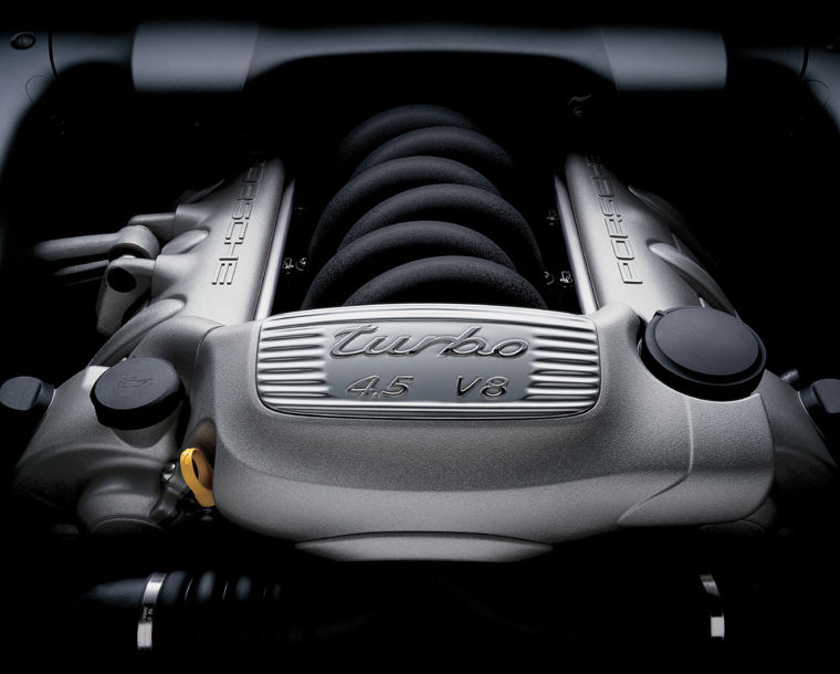 2005 Porsche Cayenne Turbo 4.5L V8 Engine Picture