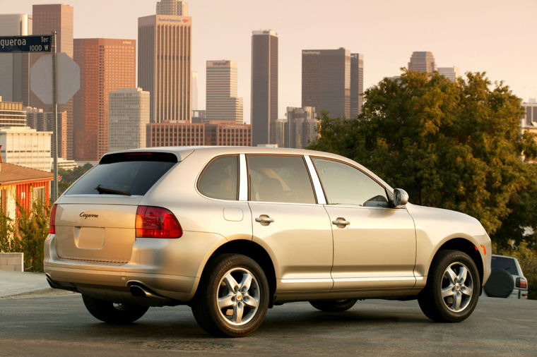 2006 Porsche Cayenne V6 Picture