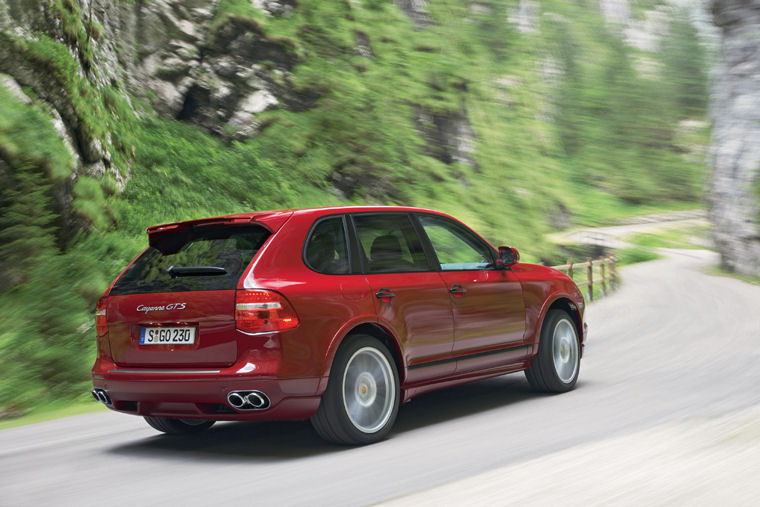 2009 Porsche Cayenne GTS Picture