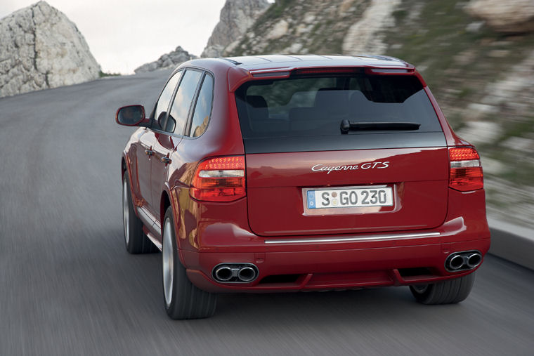 2009 Porsche Cayenne GTS Picture