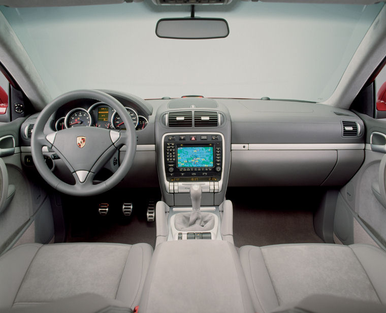 2009 Porsche Cayenne GTS Cockpit Picture