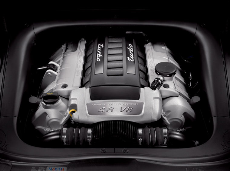 2009 Porsche Cayenne Turbo 4.8L V8 Engine Picture