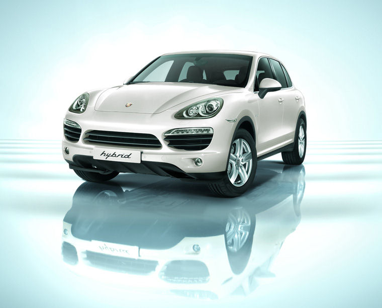 2011 Porsche Cayenne S Hybrid Picture