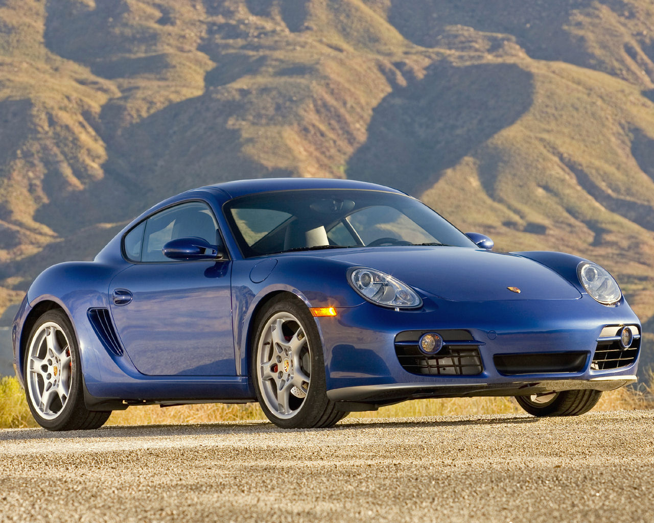 Porsche Cayman Desktop Wallpaper