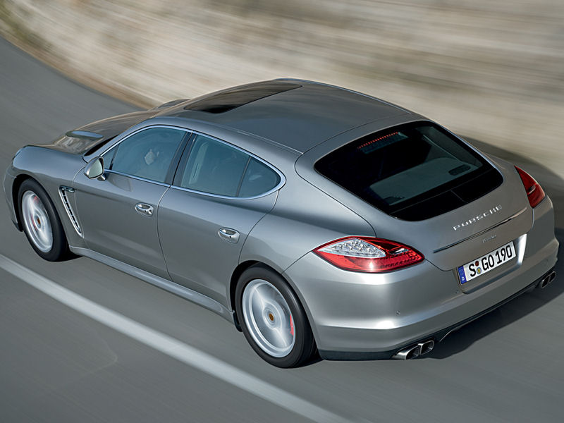 Porsche Panamera Desktop Wallpaper