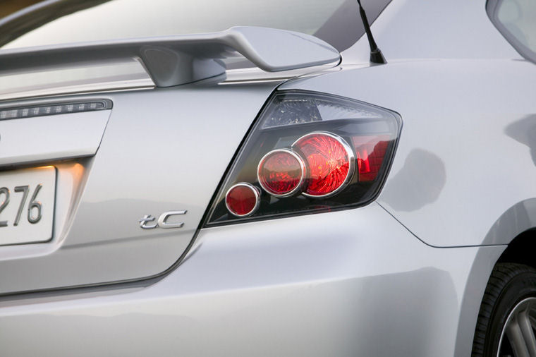 2010 Scion tC Rearlight Picture