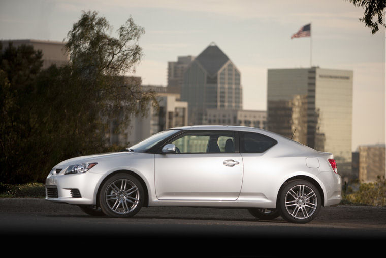 2011 Scion tC Picture