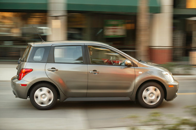 2005 Scion xA Picture