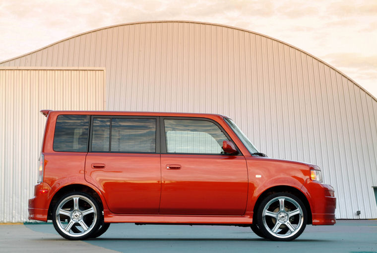 2004 Scion xB Release Series 1.0 Picture