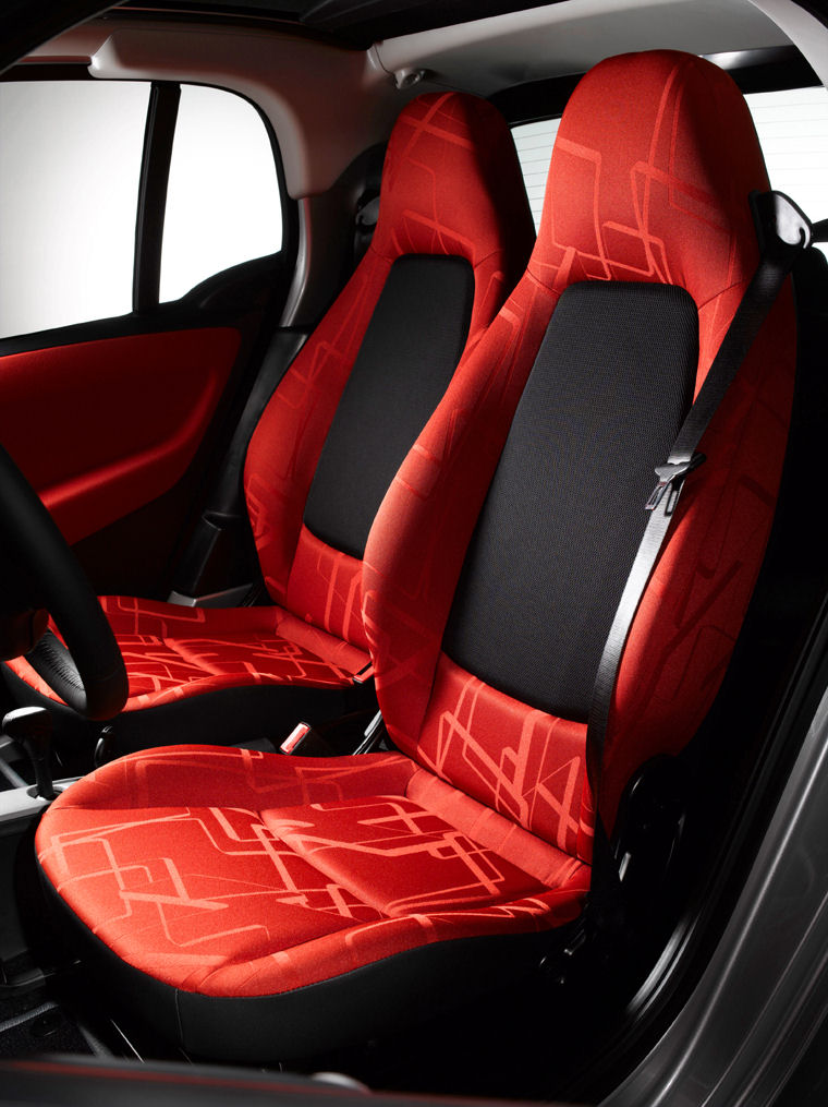 2009 Smart Fortwo Coupe Seats Picture