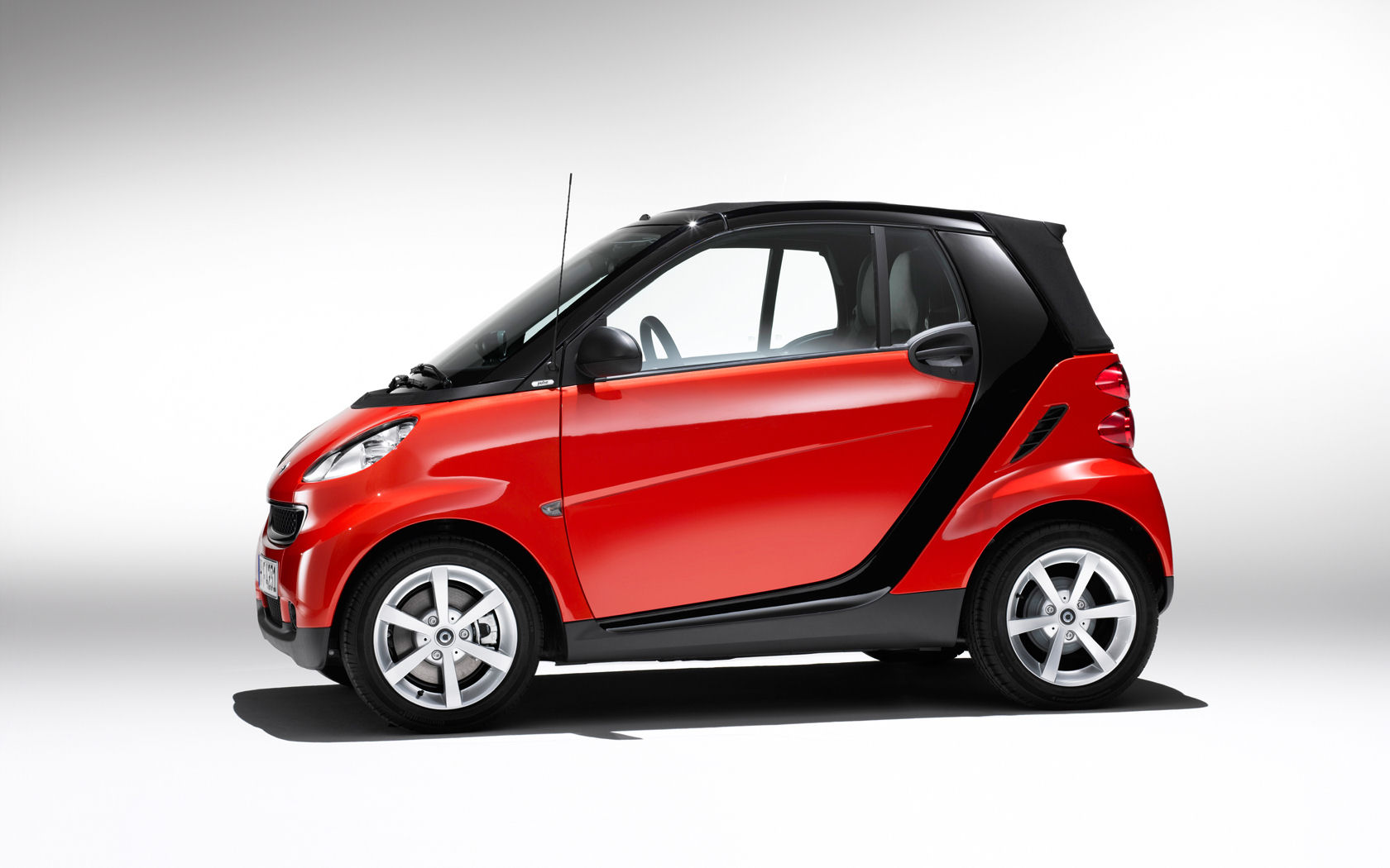 Smart Fortwo Desktop Wallpaper