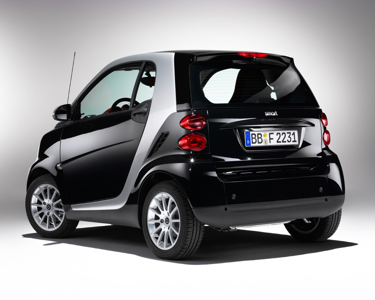 Smart Fortwo Desktop Wallpaper