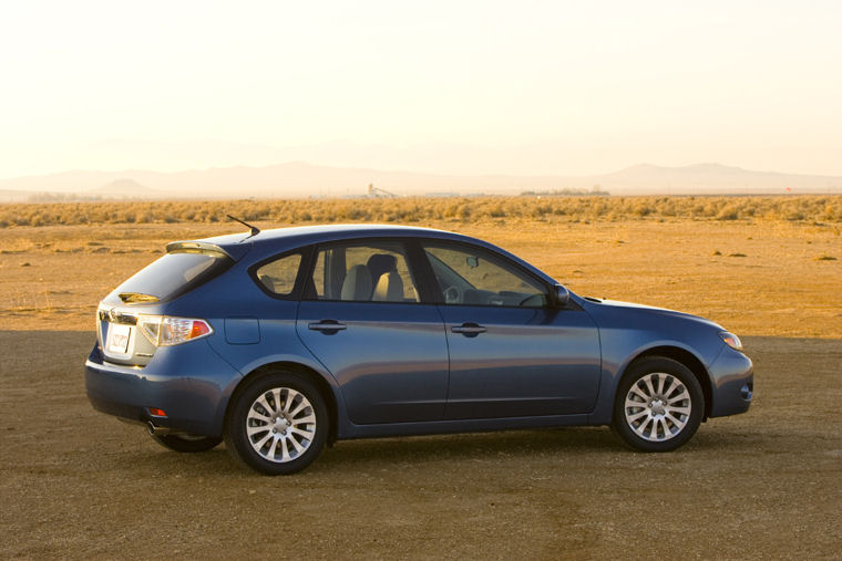 2008 Subaru Impreza 2.5i 5-door Picture