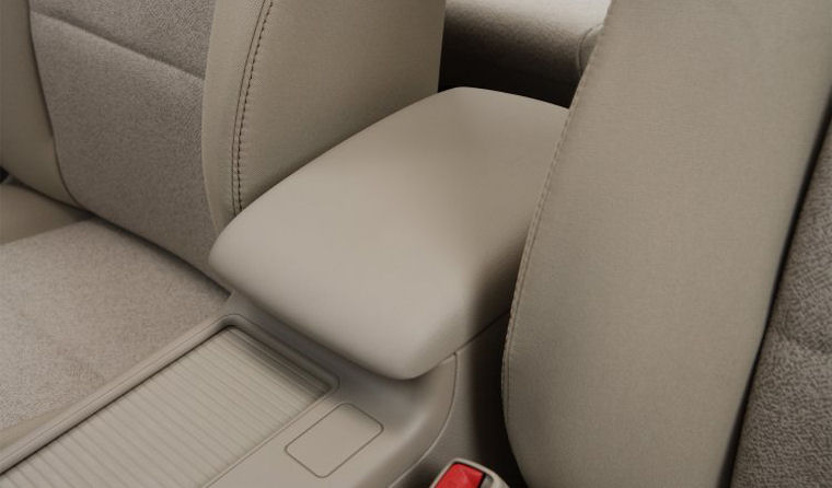 2008 Subaru Legacy 3.0 R Limited Armrest Picture