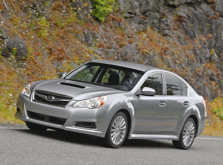 2010 Subaru Legacy 2.5GT Picture