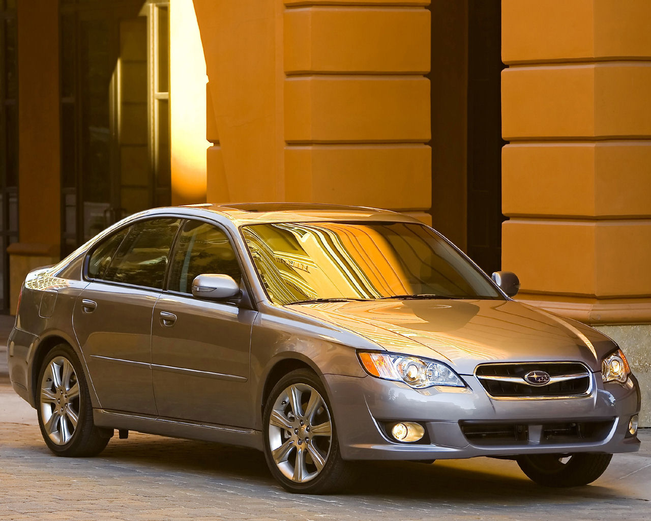 Subaru Legacy Desktop Wallpaper