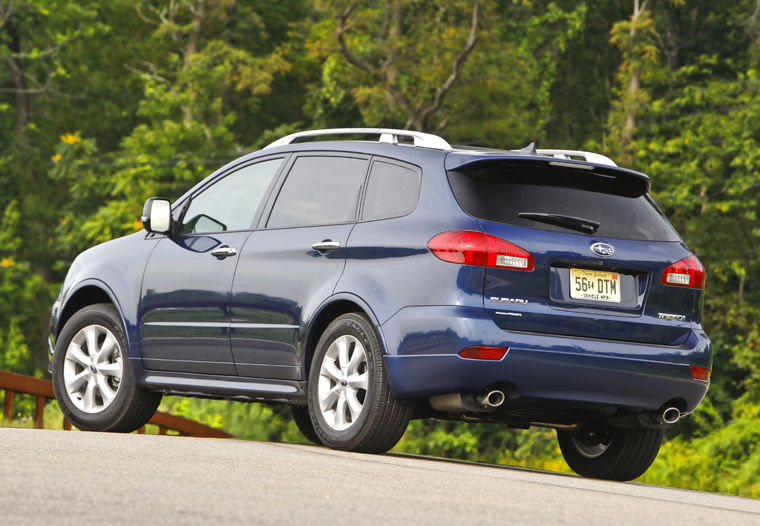 2010 Subaru Tribeca 3.6R Touring Picture