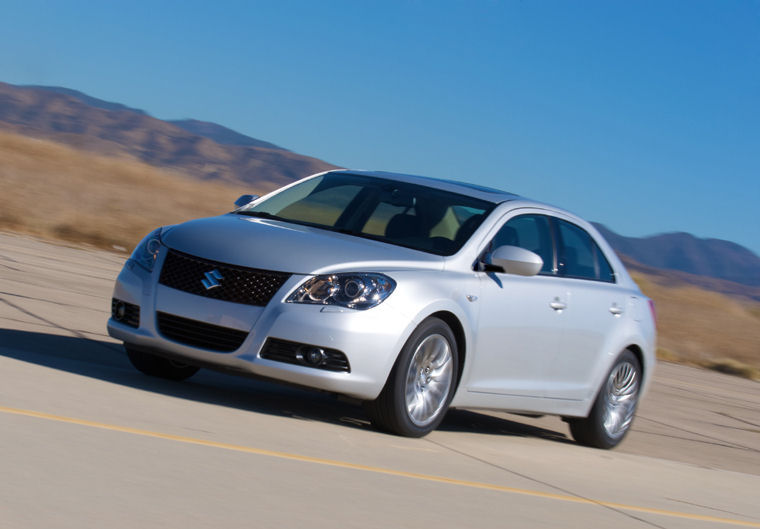 2011 Suzuki Kizashi Picture