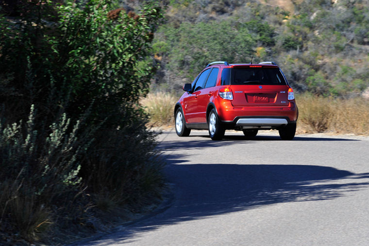 2009 Suzuki Crossover Hatchback Picture