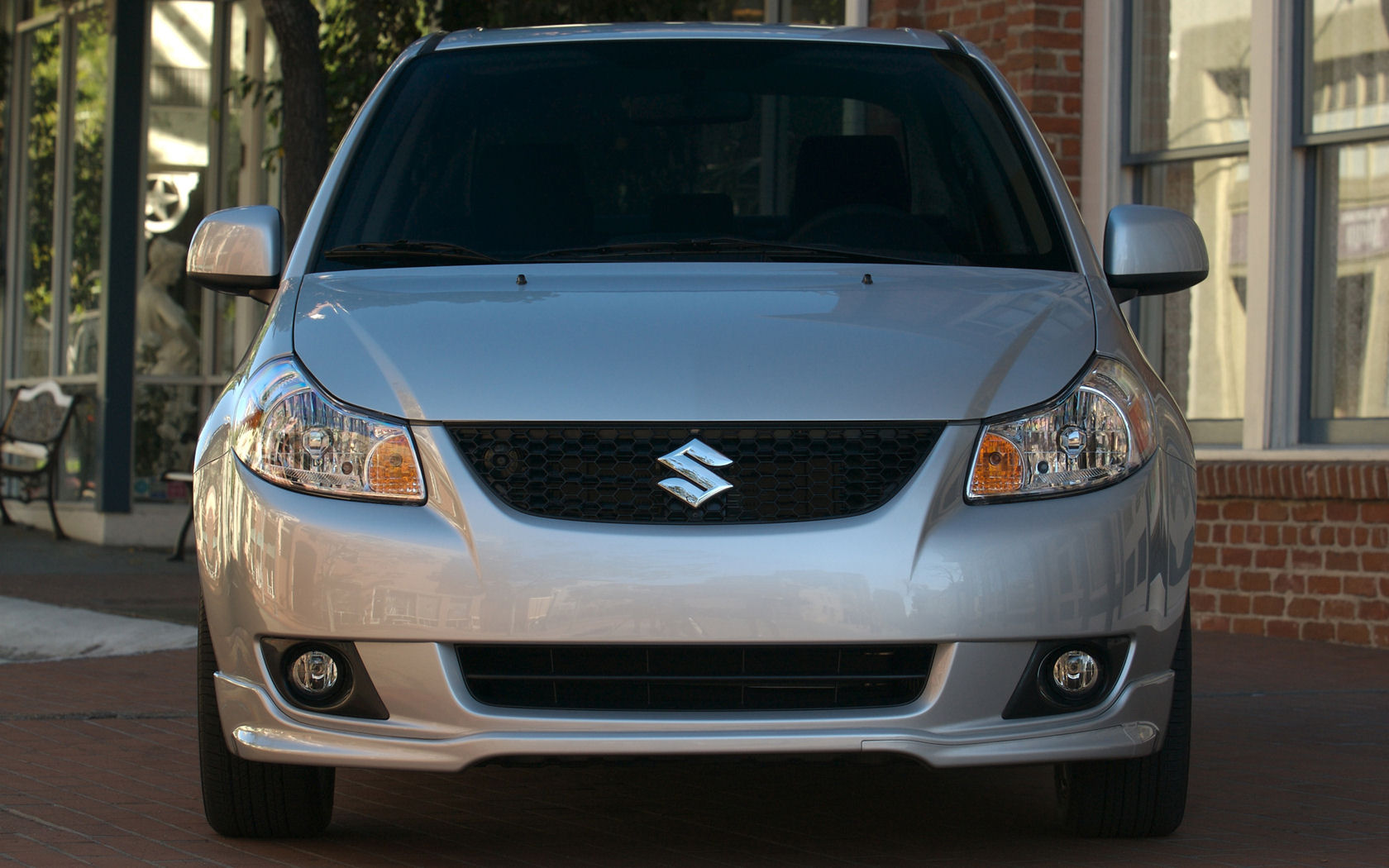 Suzuki SX4 Desktop Wallpaper