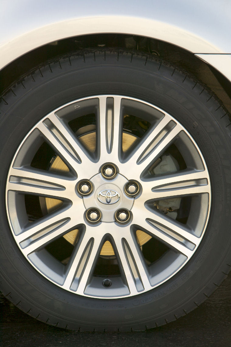 2009 Toyota Avalon Limited Rim Picture