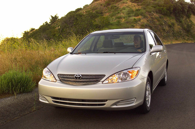 2002 Toyota Camry LE Picture