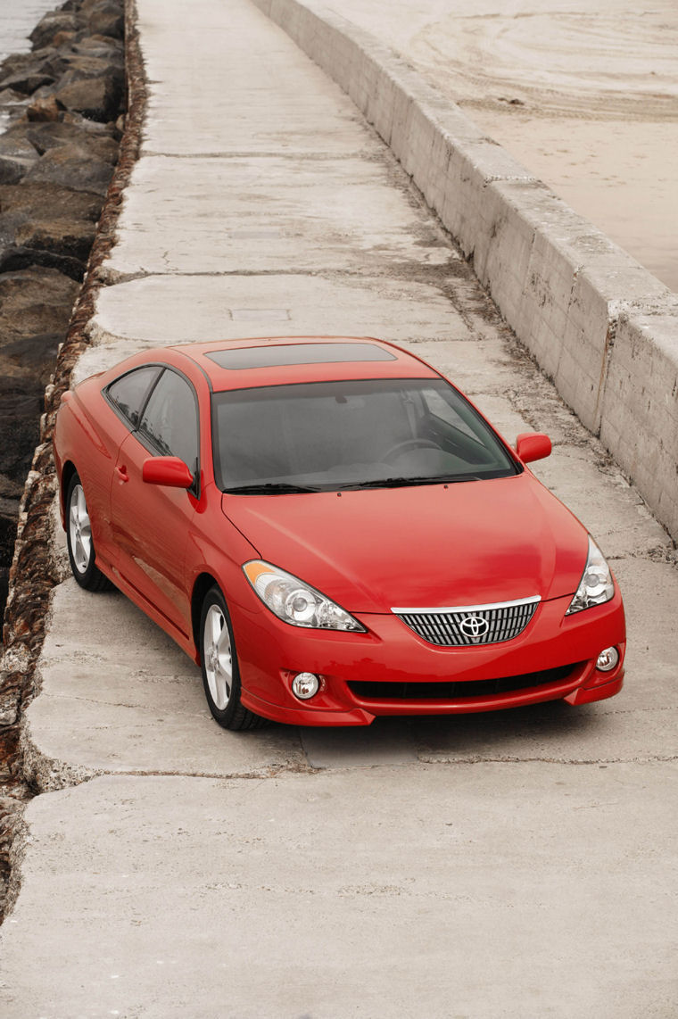 2004 Toyota Camry Solara Coupe Picture