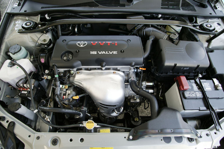 2005 Toyota Camry Solara SLE 2.4l 4-cylinder Engine Picture