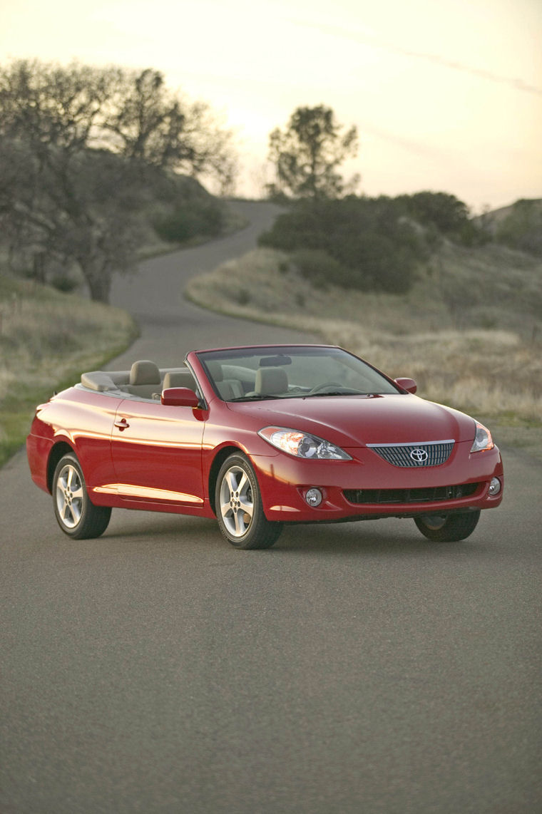 2005 Toyota Camry Solara Convertible SE Picture