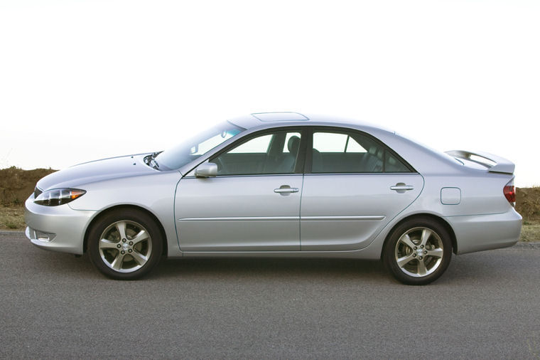 2006 Toyota Camry SE Picture