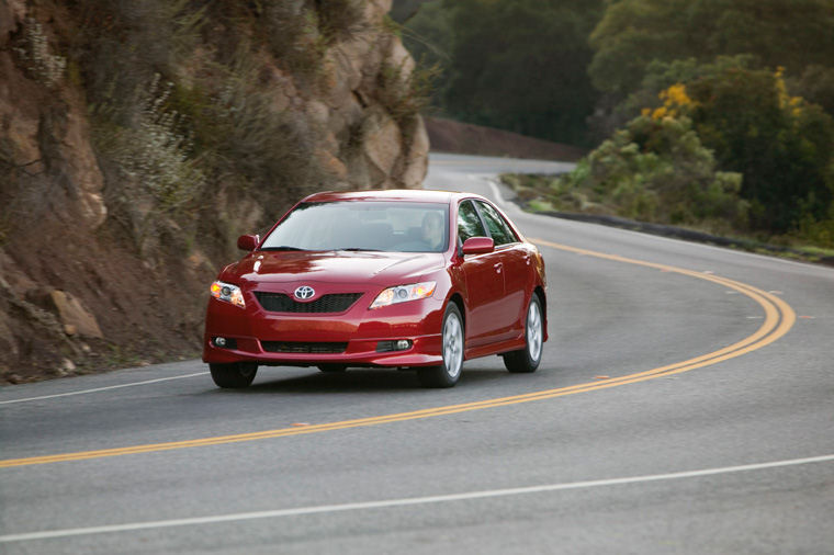 2008 Toyota Camry SE Picture