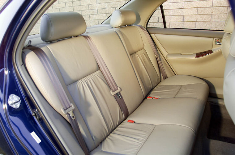 2003 Toyota Corolla LE Rear Seats Picture