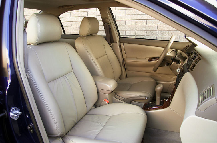 2004 Toyota Corolla Le Interior Picture Pic Image