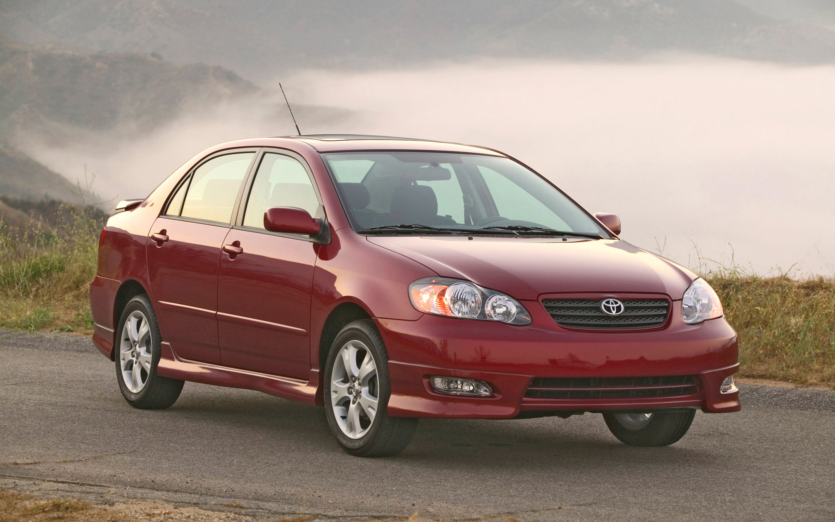 Toyota Corolla CE, S, LE, XRS - Free Widescreen Wallpaper / Desktop