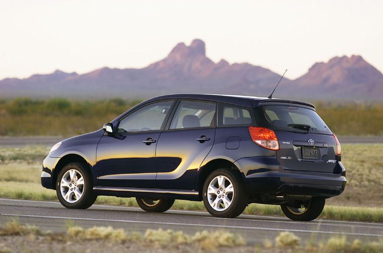 2003 Toyota Matrix XR AWD Picture