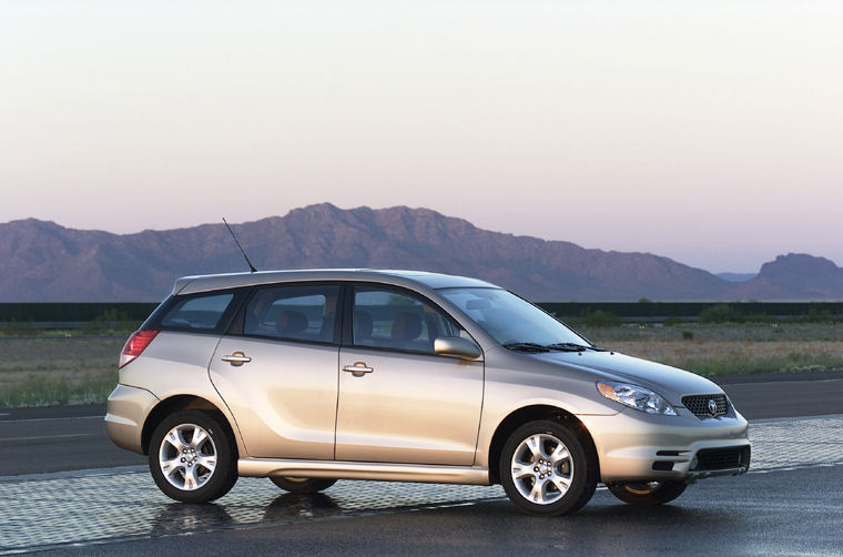 2003 Toyota Matrix XR Picture