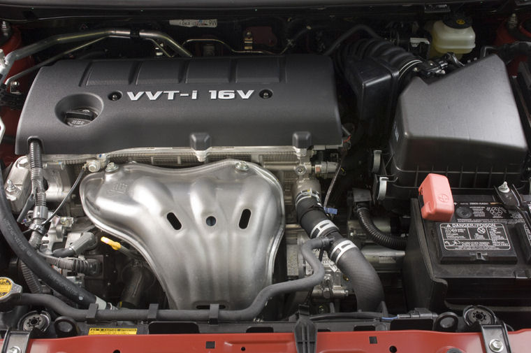 2010 Toyota Matrix S 1.8L 4-cylinder Engine Picture