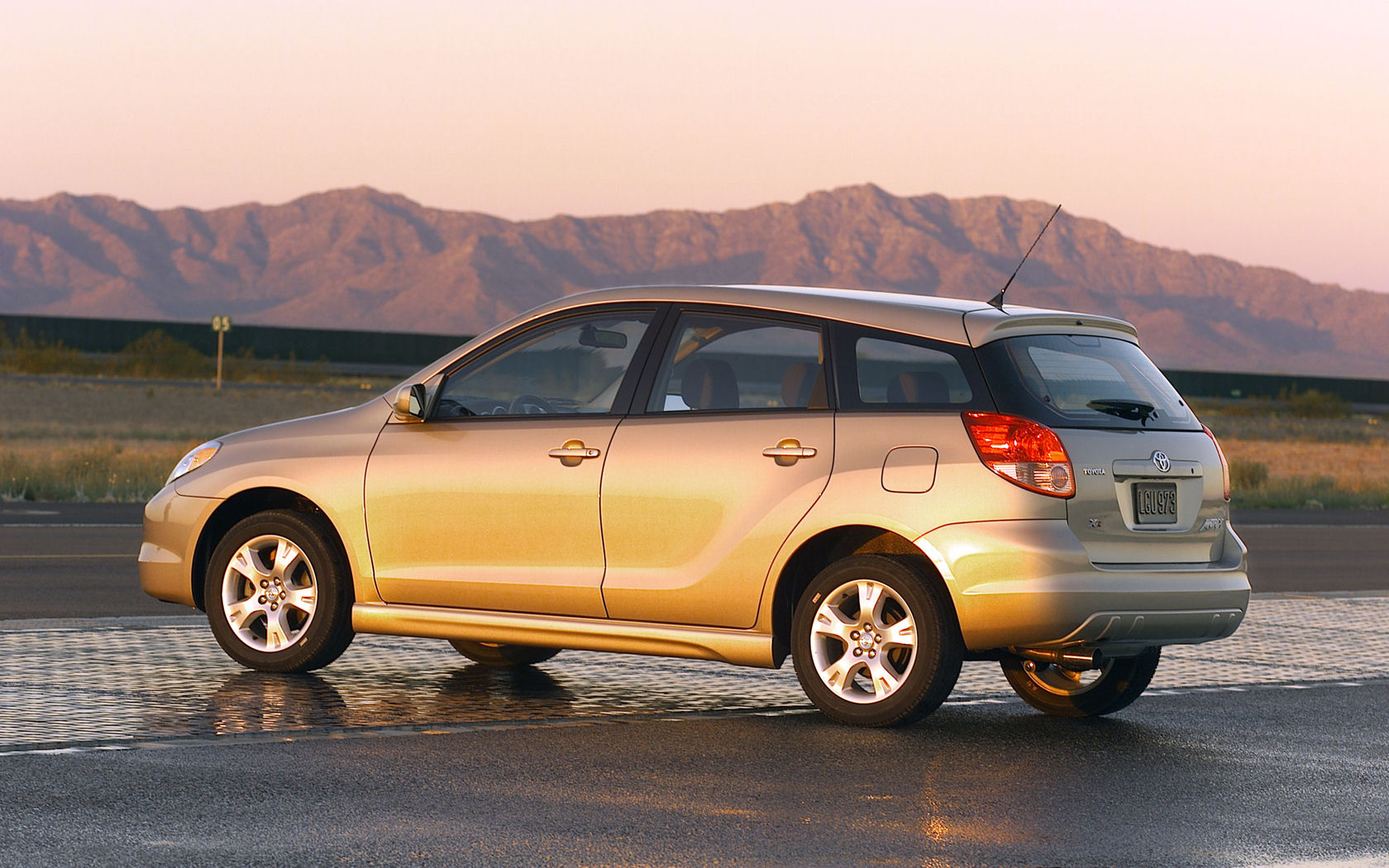 Toyota Matrix Desktop Wallpaper