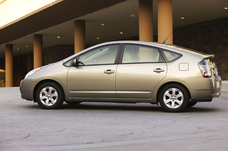 2004 Toyota Prius Picture