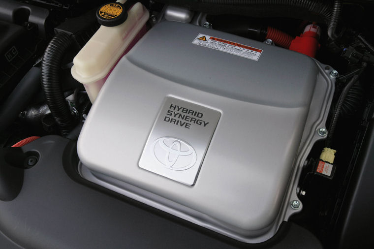 2008 Toyota Prius 1.5L 4-cylinder Hybrid Engine Picture