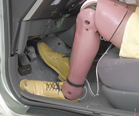 2009 Toyota Prius IIHS Frontal Impact Crash Test Picture