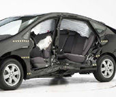 2009 Toyota Prius IIHS Side Impact Crash Test Picture