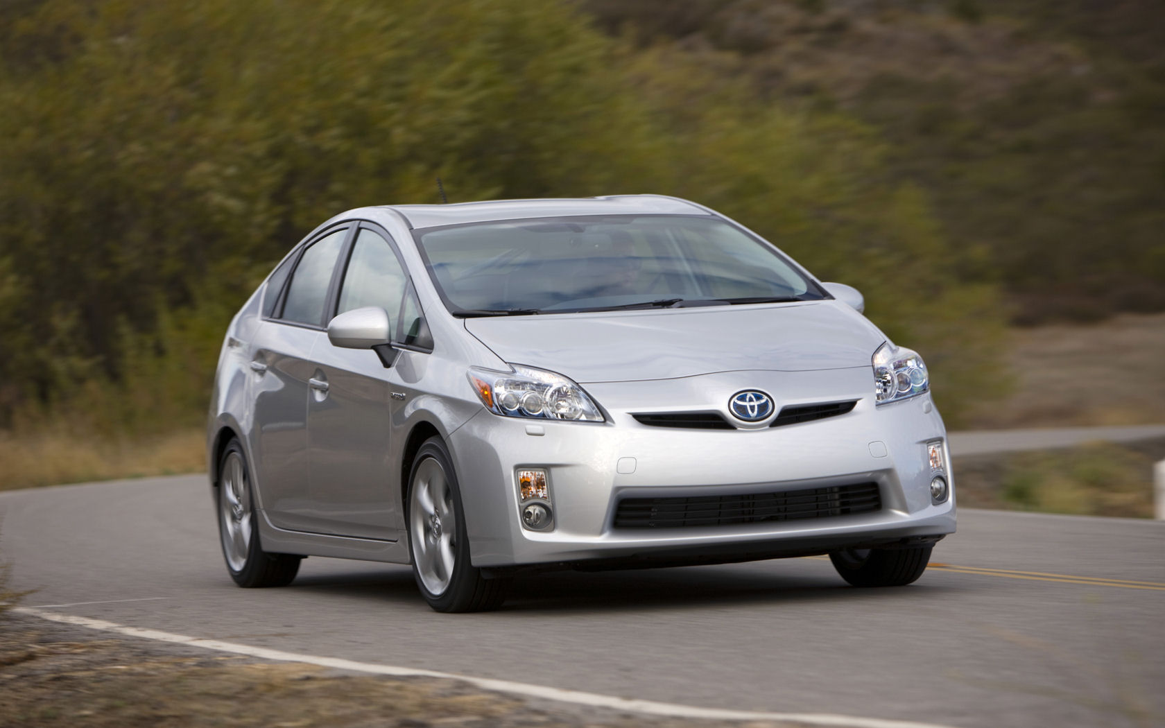 Toyota Prius Desktop Wallpaper