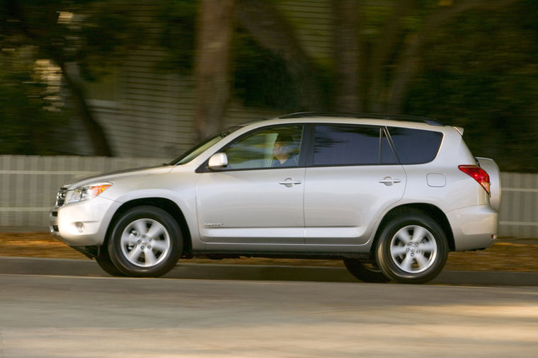 2006 Toyota RAV4 Limited Picture