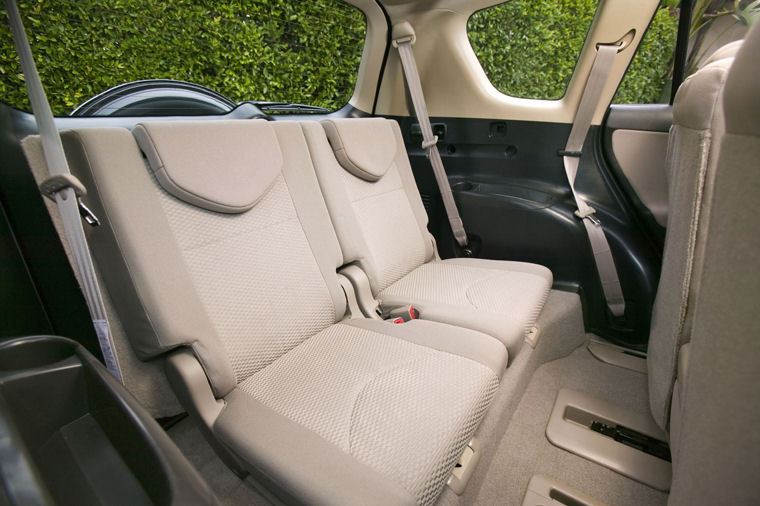 2007 Toyota RAV4 Limited 3rd Row Seats Picture