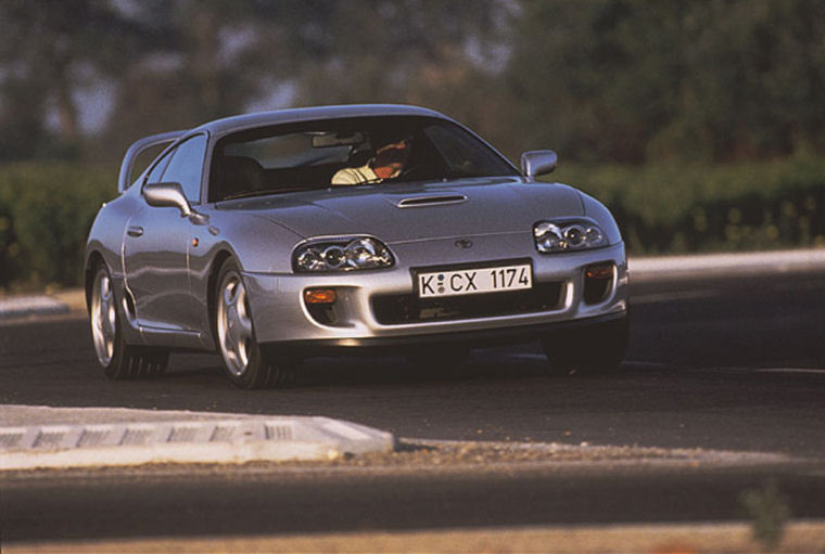 1995 Toyota Supra Twin-Turbo Picture