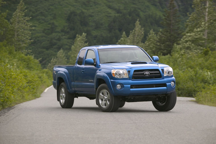 2005 Toyota Tacoma PreRunner Access Cab Picture