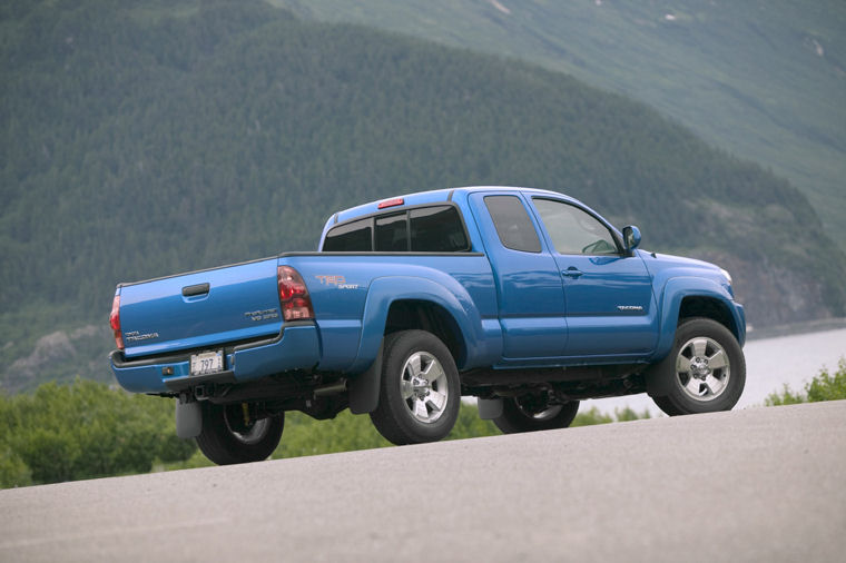 2008 Toyota Tacoma PreRunner Access Cab Picture