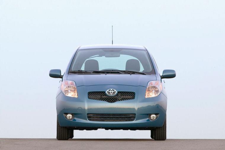 2007 Toyota Yaris Hatchback Picture