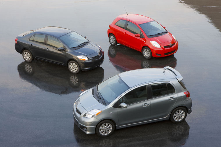 2009 Toyota Yaris 5-door Hatchback Picture